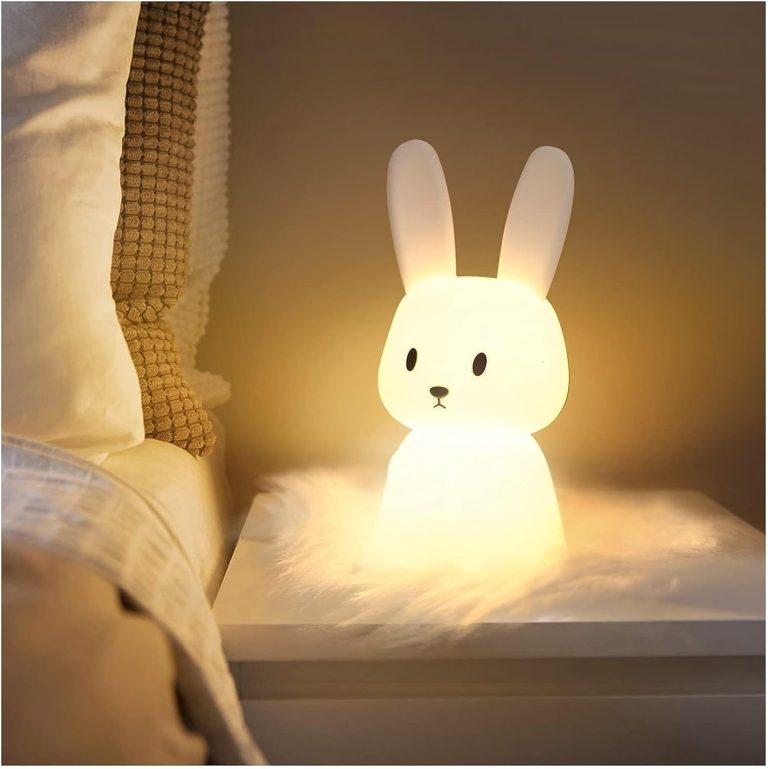 Cette veilleuse magique qui transforme les nuits de bébé en rêves étoilés ✨🌙